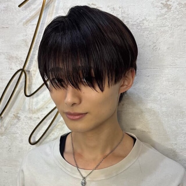 いつもLay.をご利用いただきありがとうございます！
今回は、Lay.が自信を持ってご提供する「メンズカット」のご紹介です。

「オーダー通りにならない」「自宅で再現できない」など、メンズ特有のヘアのお悩み、一度は経験したことがあるのではないでしょうか？
Lay.では、そんな全てのお悩みを解決できる技術と知識があります！

オーナーの内堀は、メンズカット講師としてオンラインサロンSWAGを運営しており、全国の美容師さんにセミナー活動も行っています。
その確かな技術と豊富な知識で、お客様一人ひとりに合わせた最高のメンズヘアをご提供します。

Lay.のメンズカットは、ただデザインをコピーするだけではありません。
お客様が自宅でも簡単に再現できるよう、スタイリング方法まで丁寧にレクチャーさせていただきますのでご安心ください！

@lay__myuuka

福岡で一番再現性の高いメンズヘアを求めるなら、ぜひLay.にお越しください。
あなたの理想を叶えるメンズカットを、ぜひLay.で体験してくださいね！
皆様のご来店を心よりお待ちしております。
#Lay. #福岡美容室 #プライベートサロン #メンズカット #メンズヘア #絶対的似合わせカット #再現性 #内堀