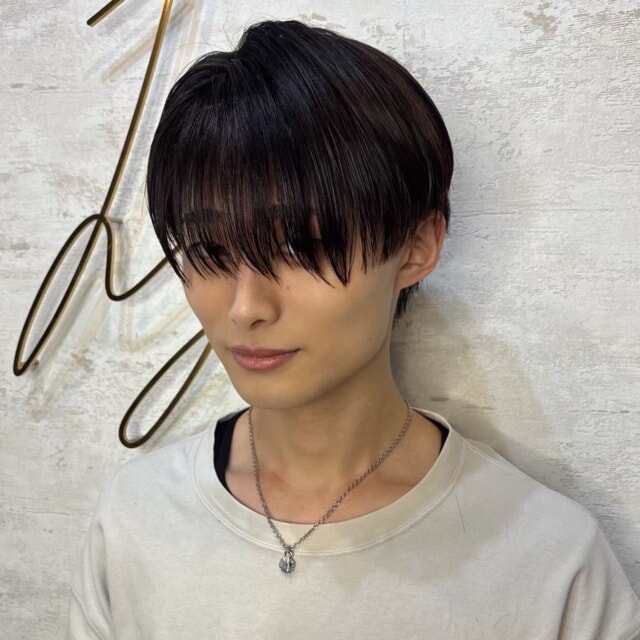 本日はメンズスタイルをご紹介！✨

「オーダー通りにならない」「自宅で再現できない」など、メンズヘアのお悩みはLay.にお任せください！

Lay.では、お客様一人ひとりの髪質や骨格、ライフスタイルに合わせて、自宅でも簡単に再現できる【オーダーメイドなメンズカット】をご提供しています。

オーナー内堀はメンズカット講師も務めており、全国の美容師さんにセミナー活動を行うほどの技術と知識を持っています。

「どんなスタイルが似合うかわからない…」という方も大歓迎！お客様の魅力を最大限に引き出すスタイルをご提案させていただきます。

福岡で一番再現性の高いメンズヘアを体験してみませんか？

ご予約はプロフィール欄のURLからどうぞ！皆様のご来店を心よりお待ちしております😊

@lay__myuuka

#福岡美容室 #メンズカット#福岡美容室求人募集#似合わせカット #メンズスタイル